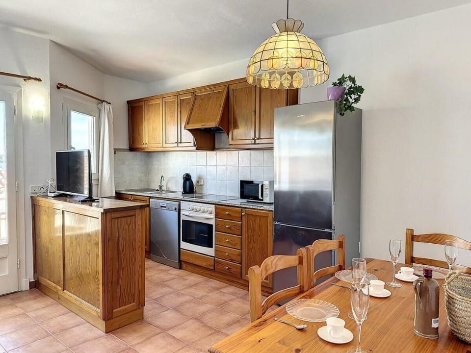Roca Fornells, Cómodo apartamento F105 Apartment in Fornells, Minorca