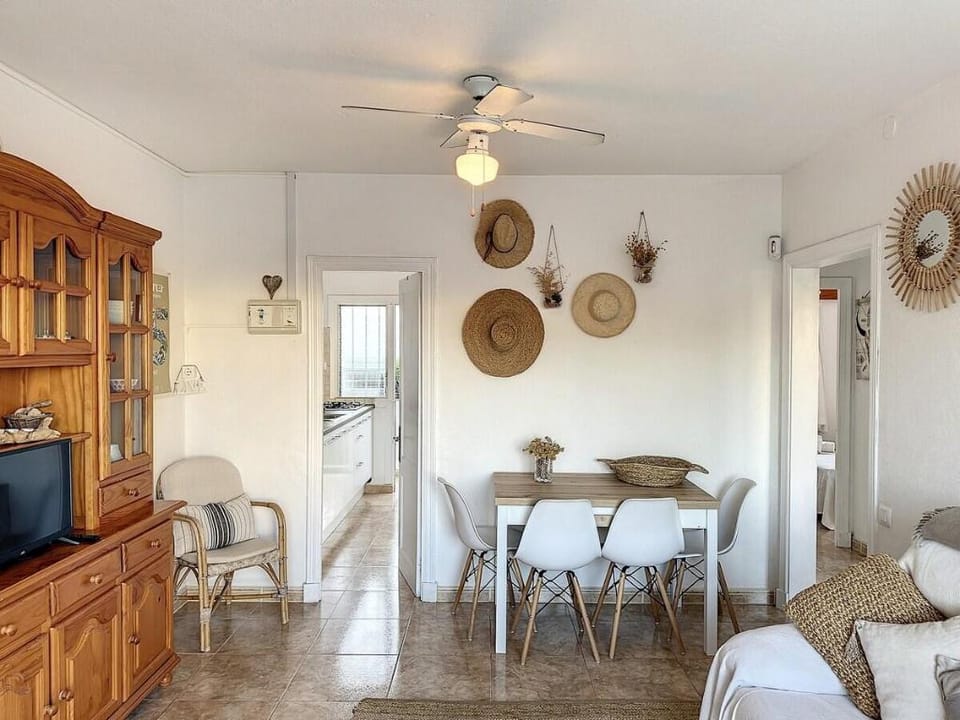 Roca Fornells, Vacaciones en Ses Salines SS37 Apartment in Spain