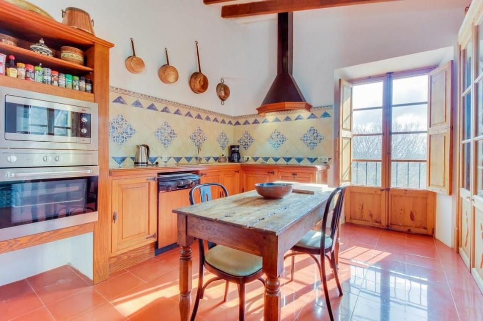 Exclusiva villa con piscina privada en Consell Villa in Raiguer