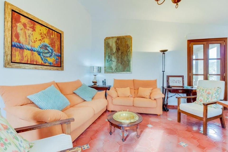 Exclusiva villa con piscina privada en Consell Villa in Raiguer
