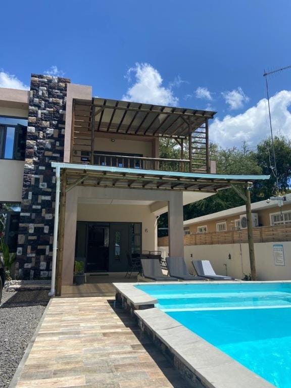 Splendid 4-beds villa private pool near beach Villa in Flic en Flac
