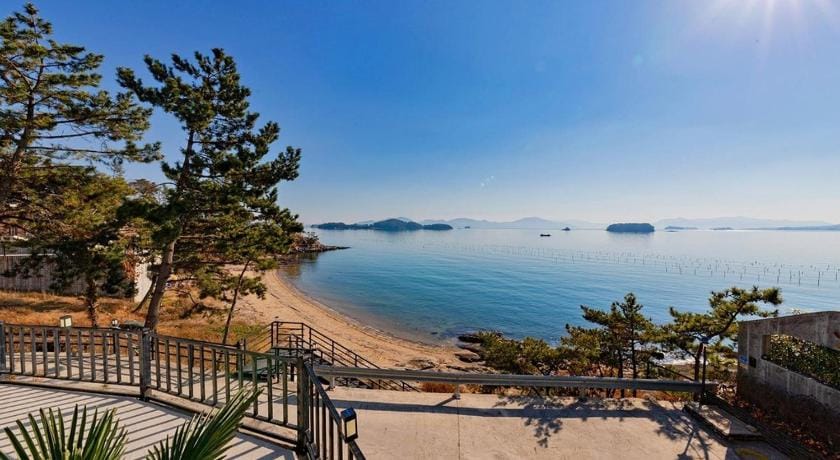 Sacheon Arapoolvilla Bed and Breakfast in South Korea
