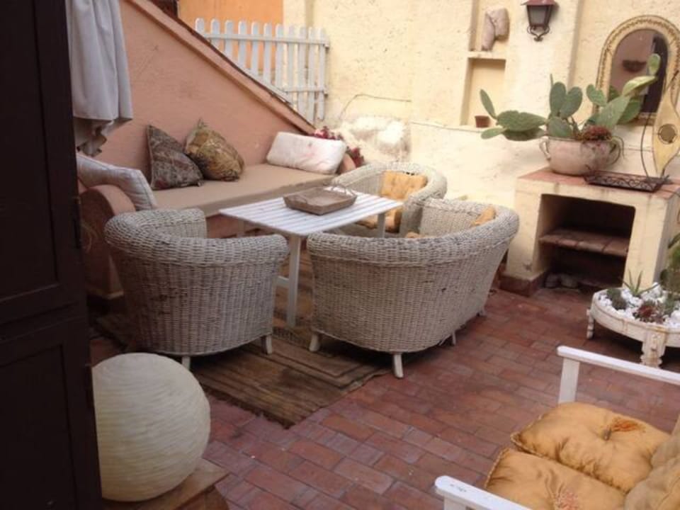 Natural Pantheon Terrace Apartment in Rome