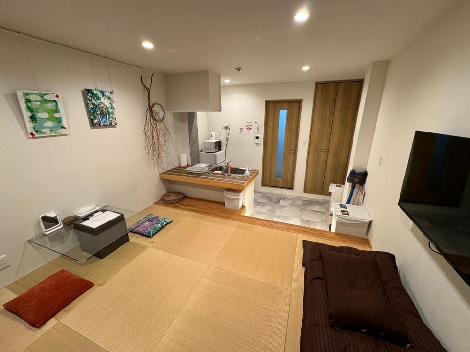 Osaka Castle Hotel Apartment in Osaka