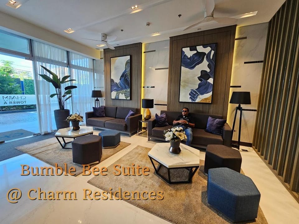 Condo unit near LRT2 (train station) in Cainta Apartment in Pasig