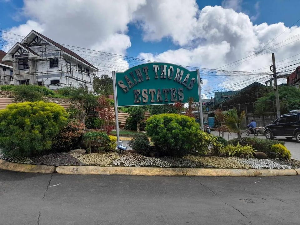 MountainFog Transient House Apartment in Baguio