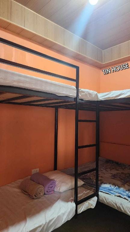 Welcome to our Tin House! Apartment in Baguio