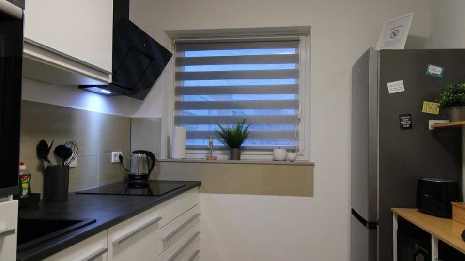GRAzzOO | 1x Einzel- 2x Doppelzimmer 3x Smart TV Apartment in Wolfsburg