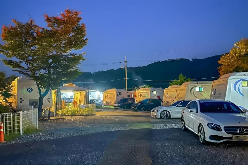 Olden Caravan n Pension (Pet friendly) Bed and Breakfast in Gyeonggi-do
