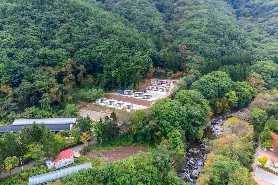 Navom Caravan Park Bed and Breakfast in South Korea