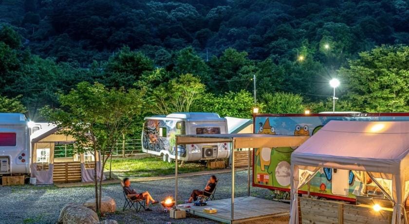 Jirisan Forest Caravan Park Bed and Breakfast in South Korea