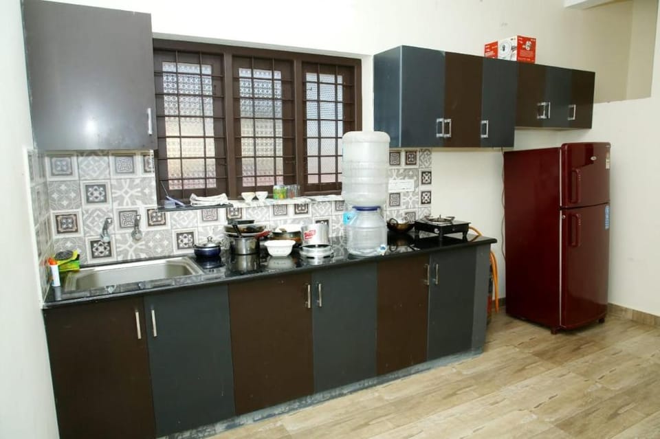 GREENVILLA RESIDENCY 1BHK APARTMENT 808 Apartment in Kochi