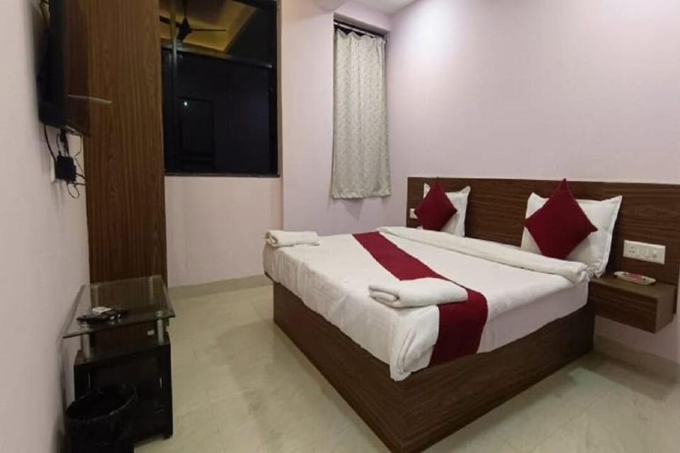 Hotel Kharadi Inn Hotel in Pune