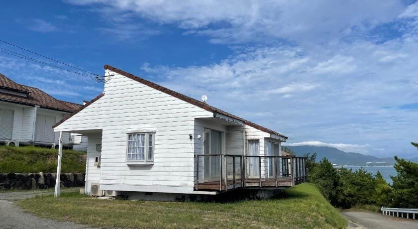 Cottage with Kitchen and Seto Inland Sea View for Rent! Apartment in Japan