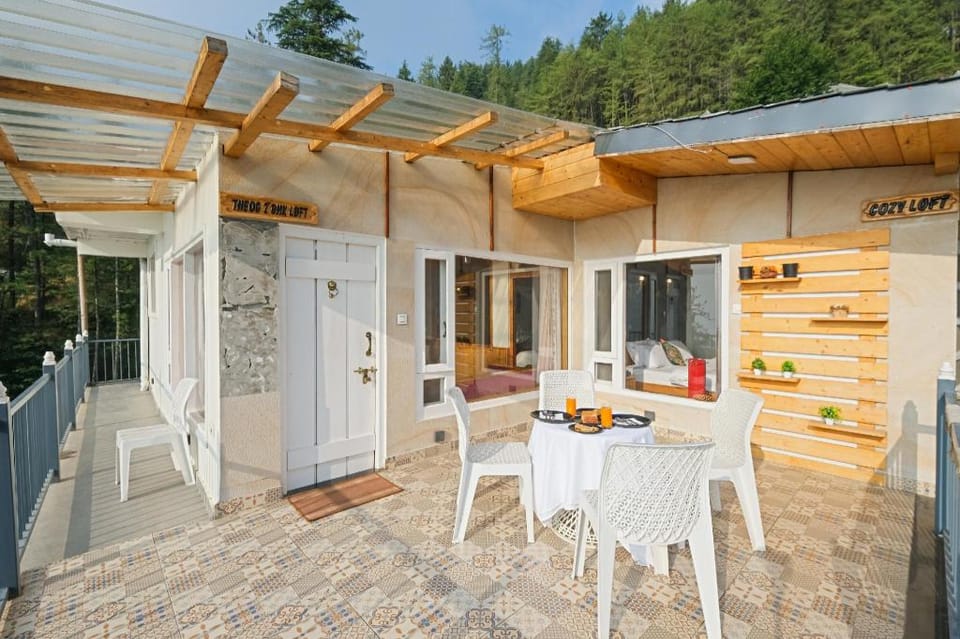 Jomotel Dayar - An Apple Orchard Villa Vacation rental in Himachal Pradesh