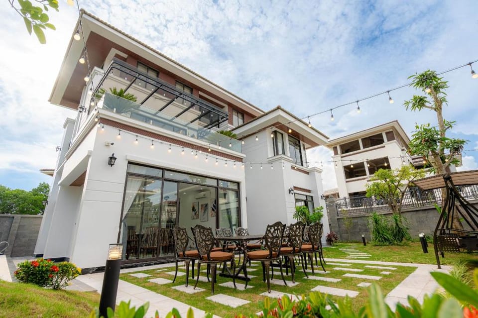 LUXURY VILLA FLC HA LONG BT2-19 Apartment in Laos