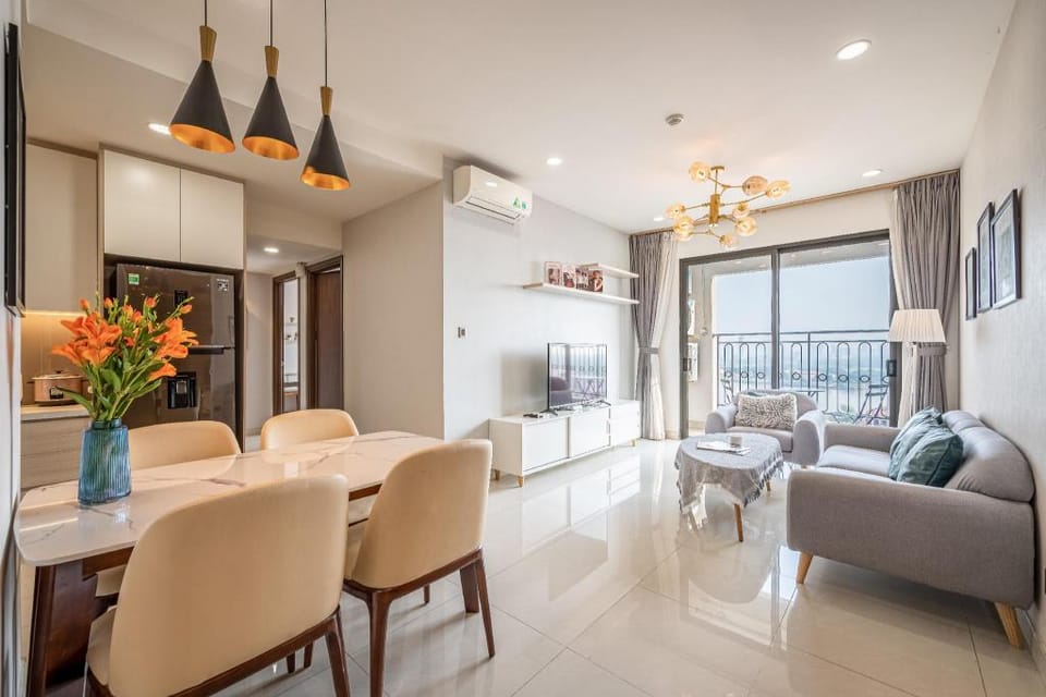 Saigon Royal Residence 2BR view Saigon River Apartment in Ho Chi Minh City