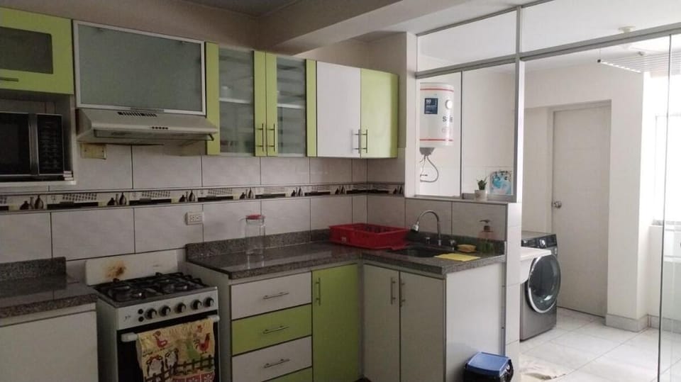 Miraflores / Kennedy Park 3 rooms  Apartment in San Isidro