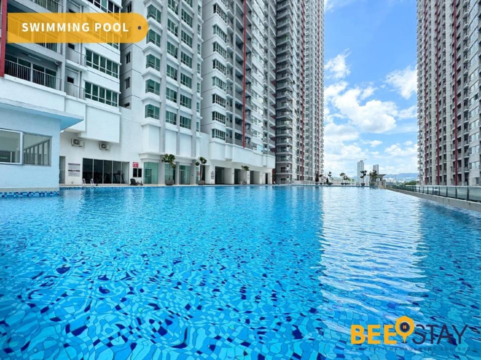 Salak Selatan Pool View with Wifi & Netflix 4PAX Apartment in Federal Territory of Kuala Lumpur
