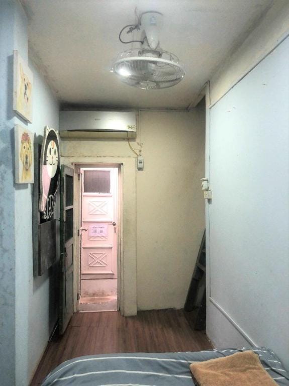 Heart of Quarter Affordable price- Share WC Apartment in Hanoi