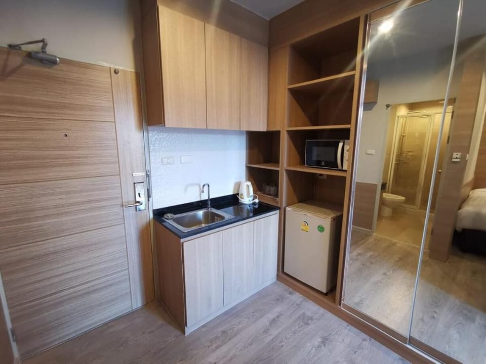 Pattaya泳池公寓 高档装修 中天夜市 中天海滩 Apartment in Pattaya City