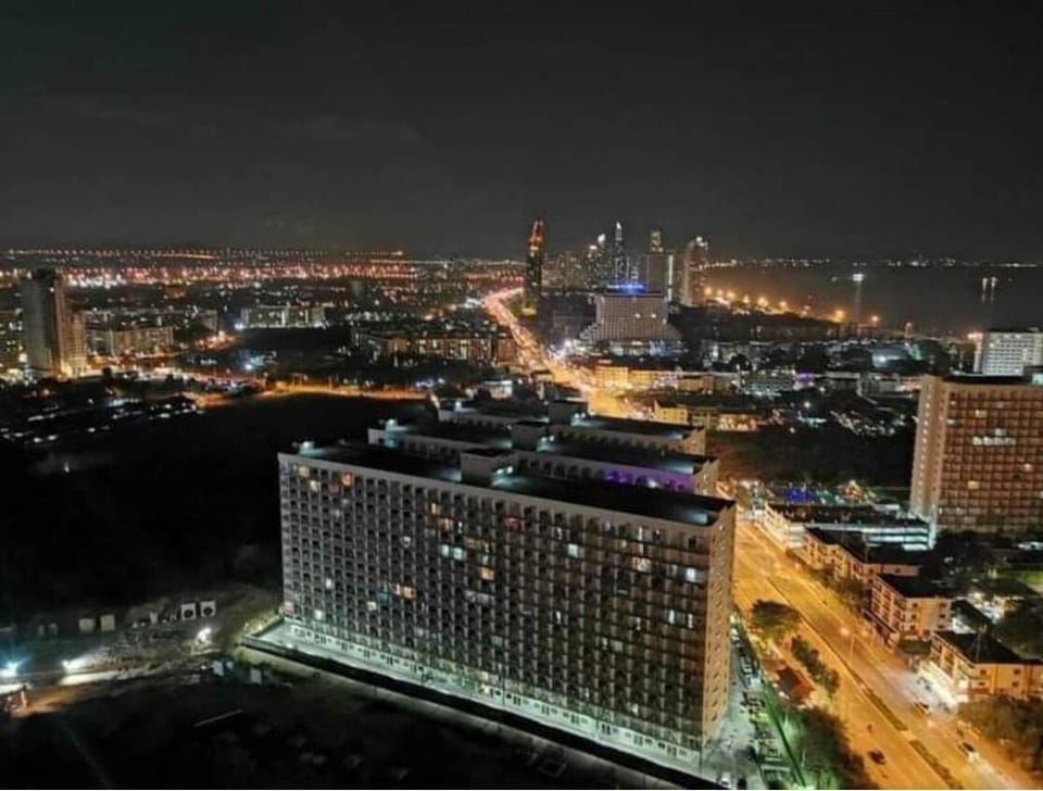 Jomtien Beach Apartments Apartment in Pattaya City