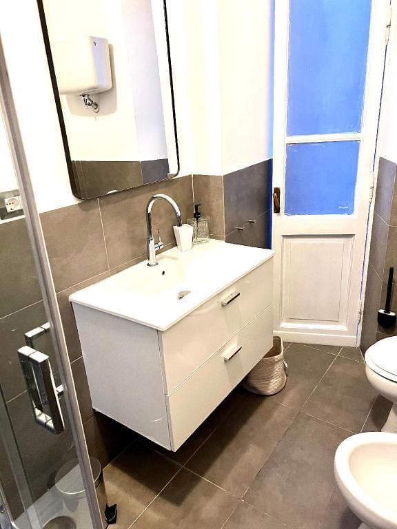 Qflat Elegant Palumbo 18 Vatican Apartment in Rome