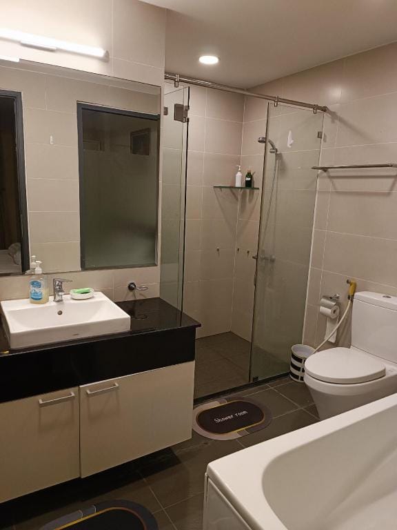 Romantic Beach Front Condo Apartment in Vung Tau