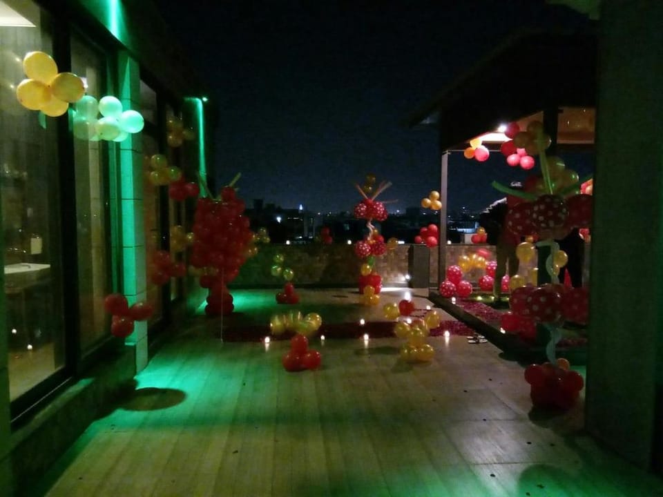 Krishan Kunj Vacation Home- Luxurious 8 rooms Apartment in Jaipur