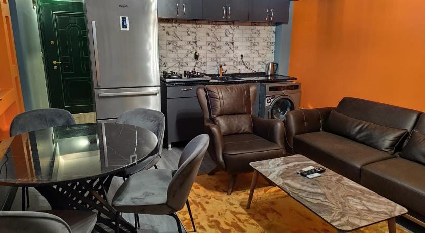 The Sweet Building Esso Apartment in Istanbul