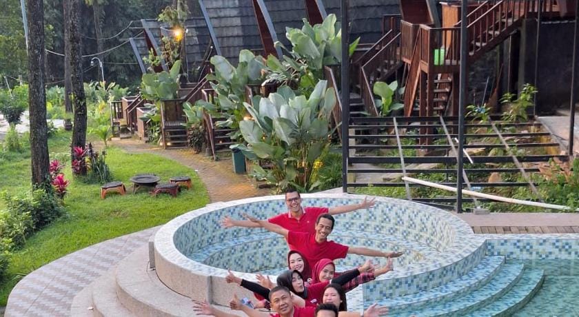 TwoSpaces Living at Welirang Resort Hotel in East Java