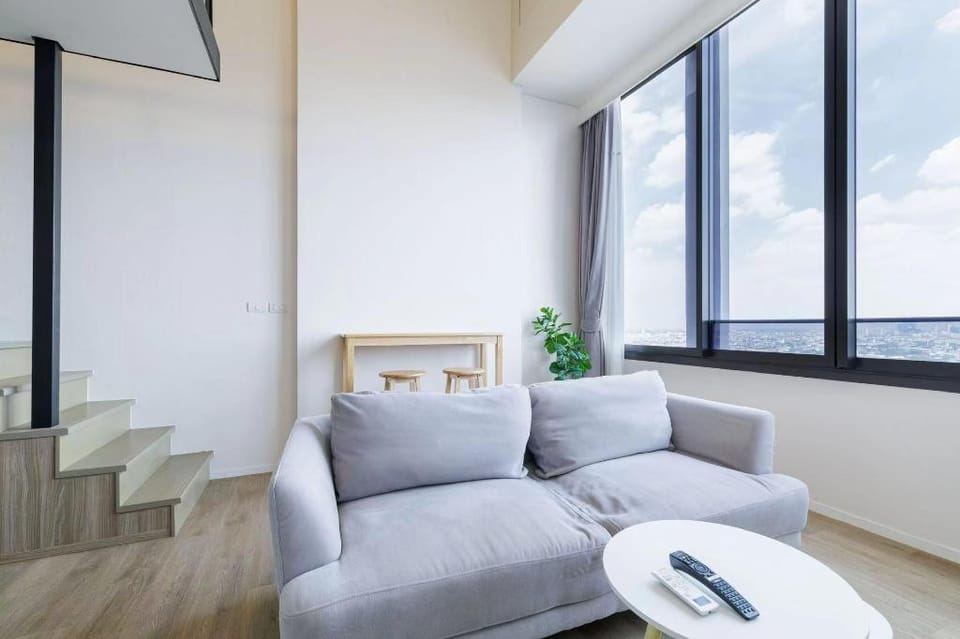 Bts on nut 500m loft Pool apartment Apartment in Bangkok