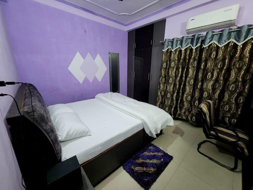 Comfy Home (3BHK) Apartment in Varanasi
