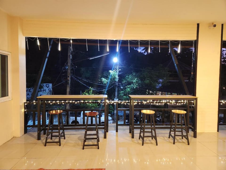 SKYPEARL Guesthouse & Pub Hostel in Ko Tao