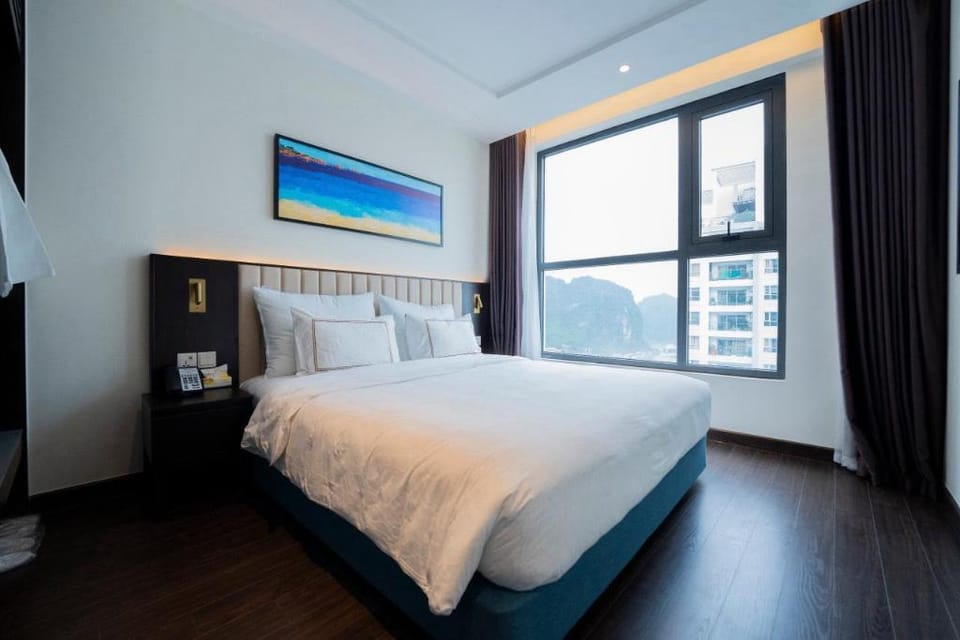 HiHome Sea View Apartment Ha Long Apartment in Laos