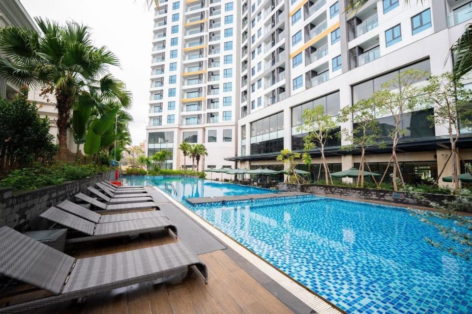 HiHome Sea View Apartment Ha Long Apartment in Laos