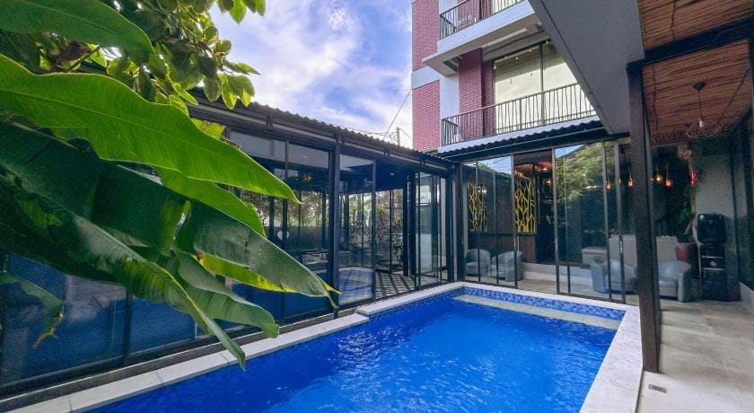 YuRooms Villapartment Cool Adults Only Hotel in Bali
