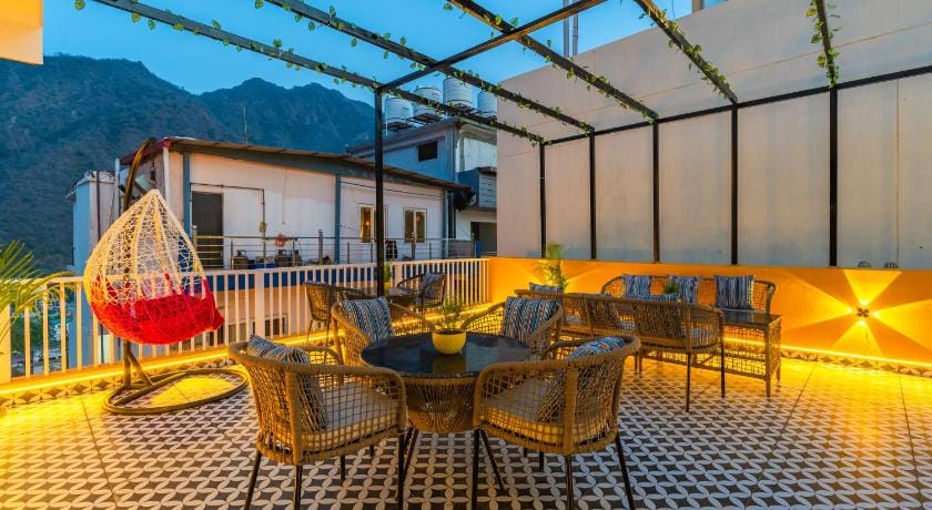 The Social Stays Rishikesh Hostel in Rishikesh