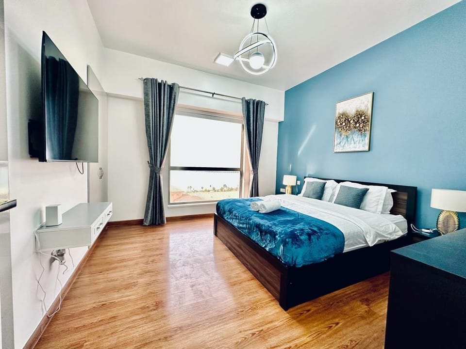 3BR Luxury Apartment Sea View Apartment in Dubai