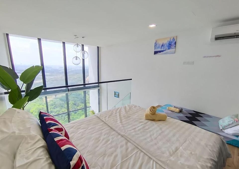 Cozy Duplex, Quiet Stay with MRT View #SP1 Apartment in Selangor, Malaysia