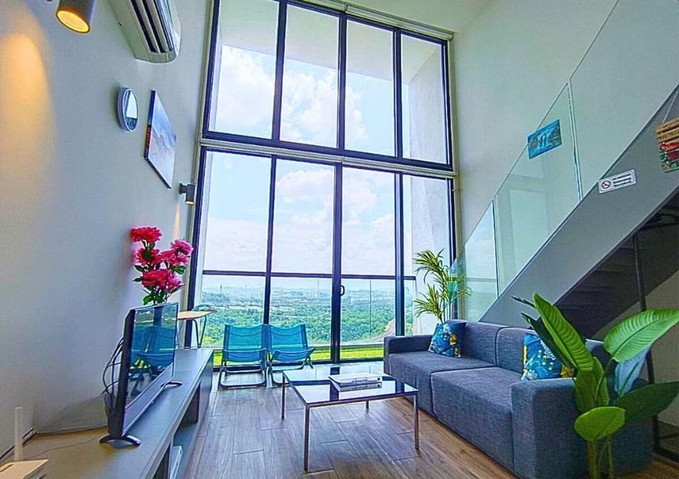 Cozy Duplex, Quiet Stay with MRT View #SP1 Apartment in Selangor, Malaysia