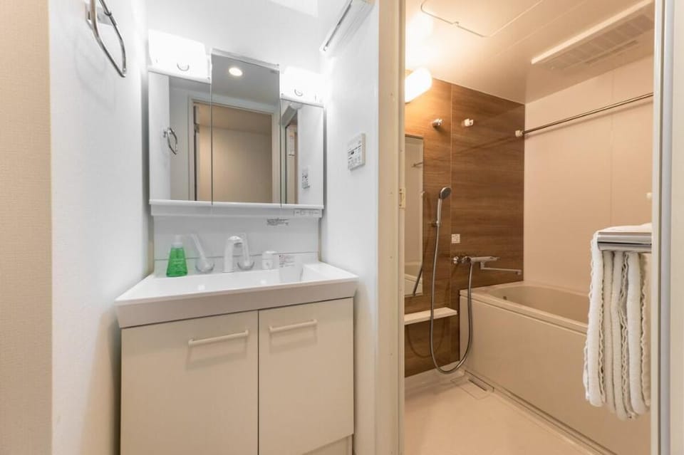 Sanctuary Residence Namba Nihonbashi Apartment in Osaka