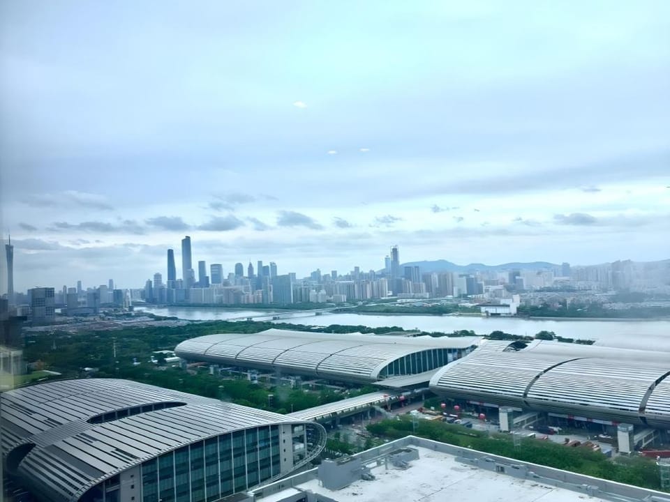 Si Lin Apartment GZ — Poly World Trading Center  Apartment hotel in Guangzhou