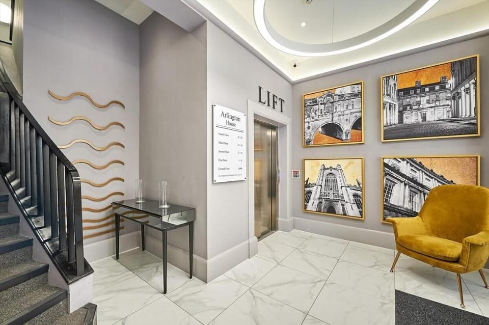 Stunning Apt - Centre of Historic Bath Apartment in Bath