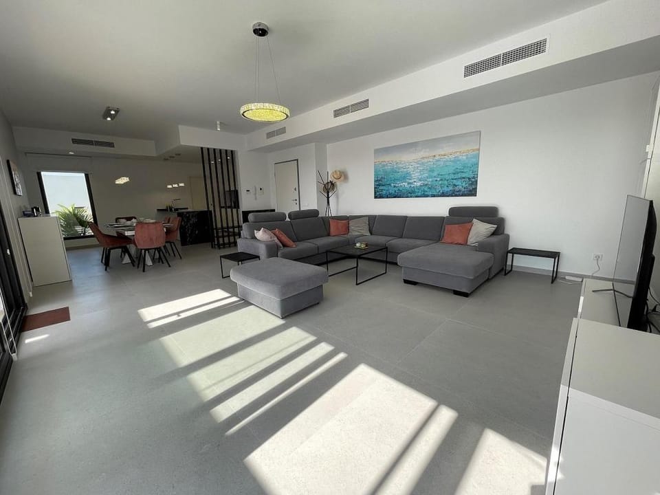 Modern Villa Near Guardamar Villa in Vega Baja del Segura