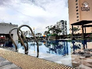 Queen bedroom/ Wifi 1gb/ AC / Android Tv/ Pool/Gym Apartment in Federal Territory of Kuala Lumpur