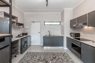 Elegant & Spacious with Back-up & Uncapped Wi-Fi Vacation rental in Sandton