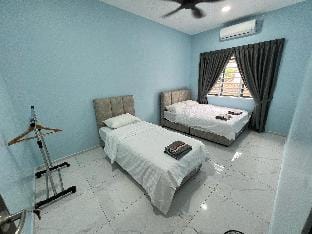 LW HOMESTAY BUKIT SETONGKOL Vacation rental in Pahang, Malaysia