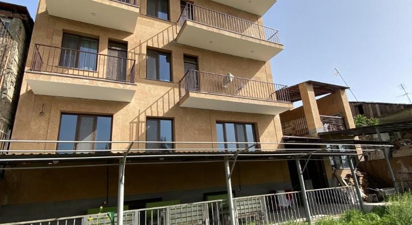 Kenut Guest House Hotel in Yerevan