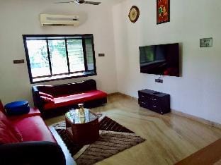 Wildwood Retreat - Awas Beach Vacation rental in Maharashtra